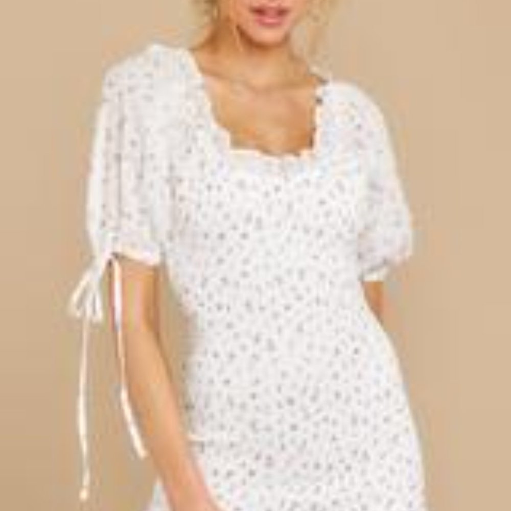 No Holding Back Smocked Dress NWT Size Large - Picture 3 of 3